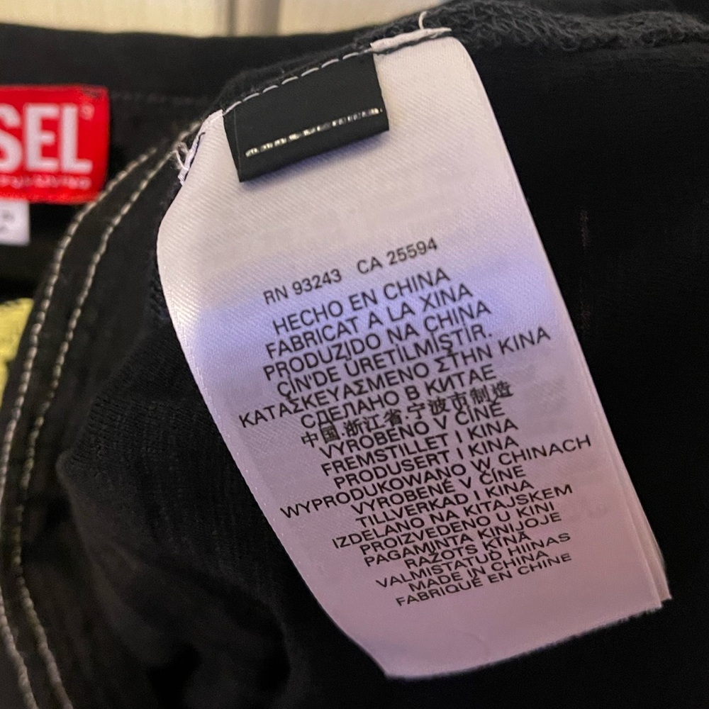 Diesel Logo Tank Top Large - Picture 4 of 5